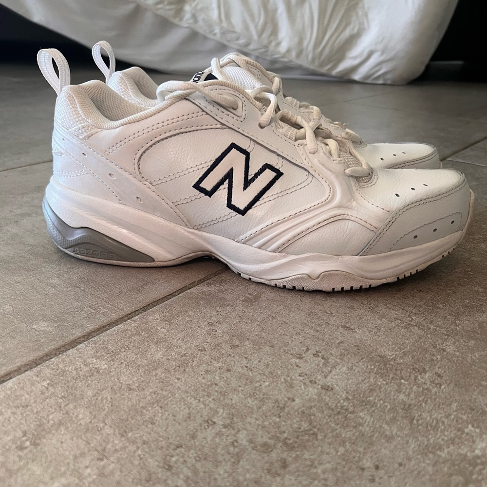 New balance 624 white size 9 women’s